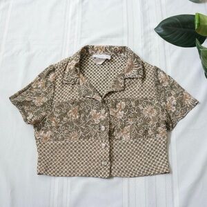 Sage green and cream collared cropped button up blouse